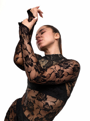 Чорний комбінезон з гіпюру для танців Peach Power